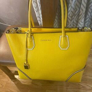 SunYellow Tote